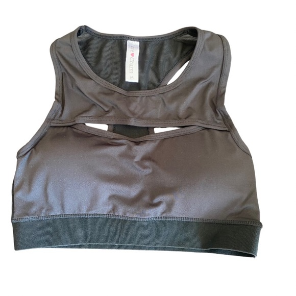 Black sports bra with cut out in front, color black, excellent condition - Picture 1 of 4
